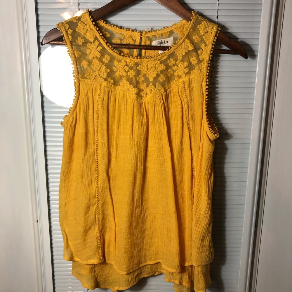 Style & Co sleeveless top Small